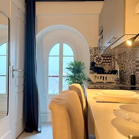 アパート Le Somptueux Proche De La Gare ディジョン