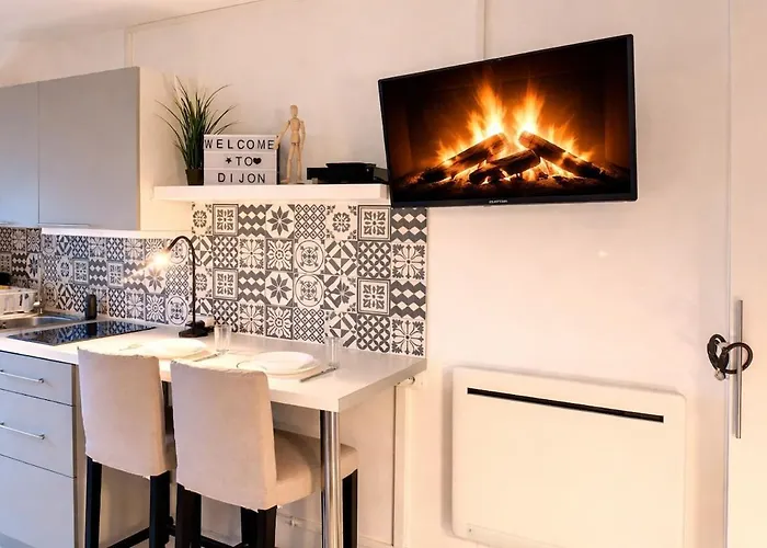 Appartamento Le Somptueux Proche De La Gare Digione